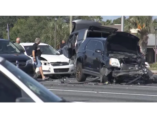 2025 Ford Broncon vaihteistokiinnitysvika: Off-Road Lähellä Kaatuva Kipinä Yhteisöhälytys