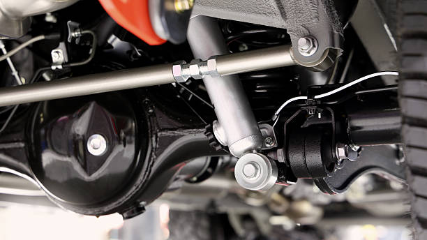 Mistä tiedän, onko autoni ohjausvarren holkeissa ongelma?