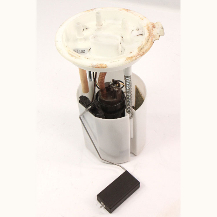 Caddy polttoainepumppu 2004-2008